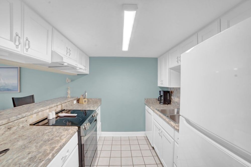 Gulf House 401