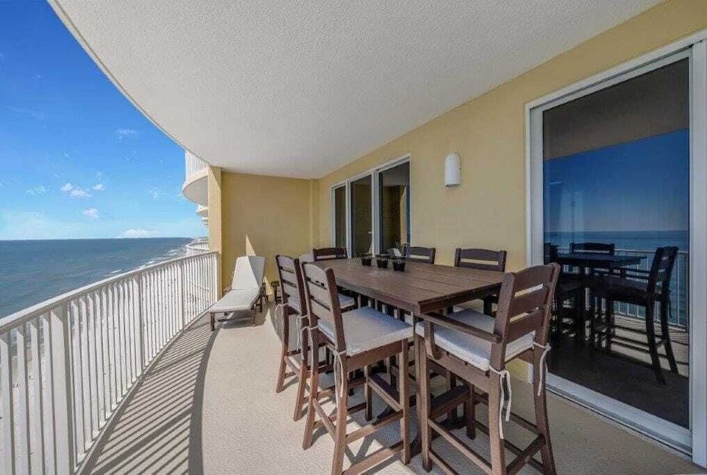 House (2 Bedrooms)