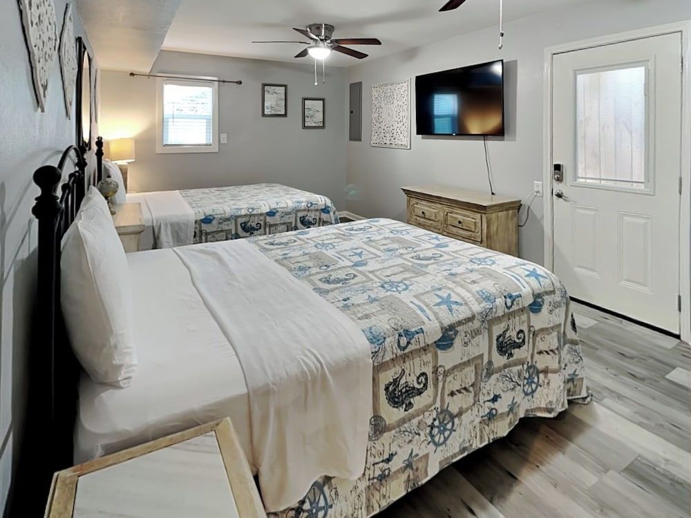 House, Multiple Beds, Patio, Garden View (#3 - No Pets Allowed)