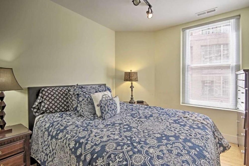 Comfort Apartment, City View