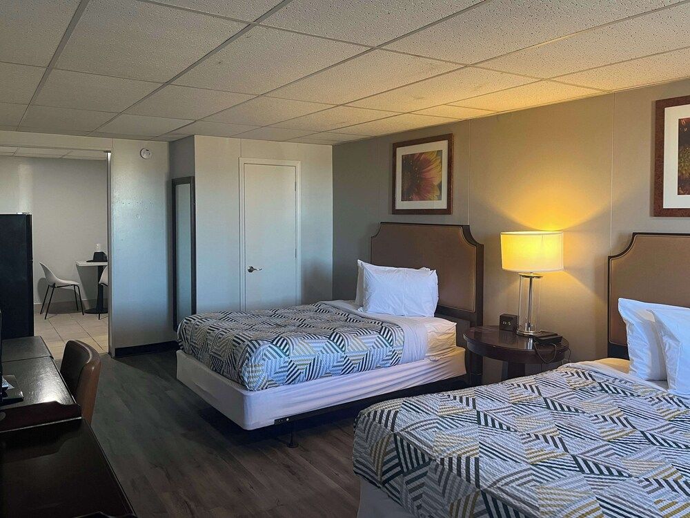 Studio 6 Borger, Tx – Boom Town Standard Room, 2 Queen Beds, Non Smoking