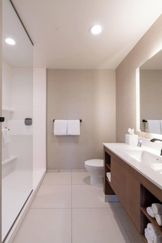 SpringHill Suites by Marriott San Luis Obispo Studio Suite, Multiple Beds 2