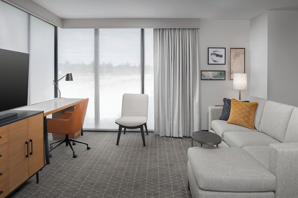 Residence Inn Seattle Northgate Station Studio, 1 King Bed with Sofa bed 264