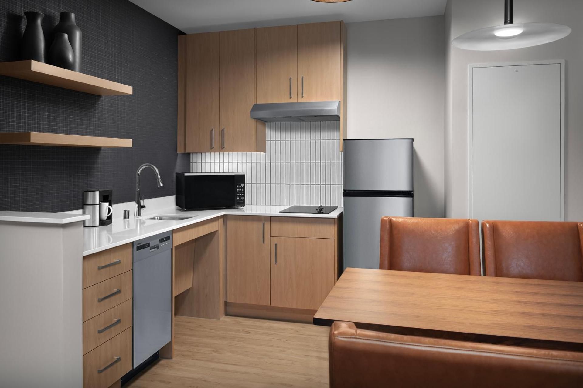 King Studio with Sofa Bed - Hearing Accessible