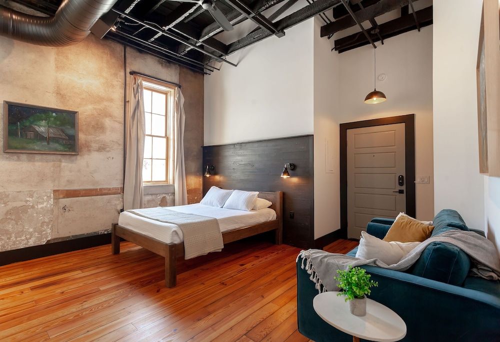 Standard Studio Suite, Mountain View