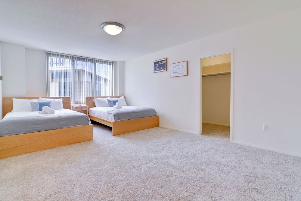 Comfort Apartment, 3 Bedrooms, City View