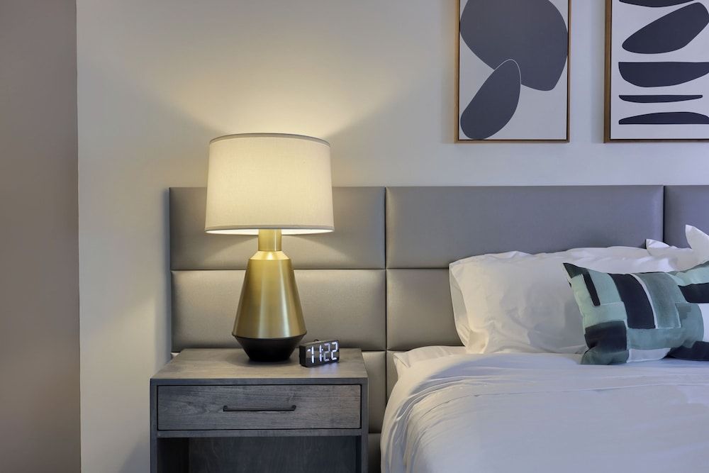 Lititz Pointe Inn and Suites Superior Double Room, 1 King Bed, Microwave 2