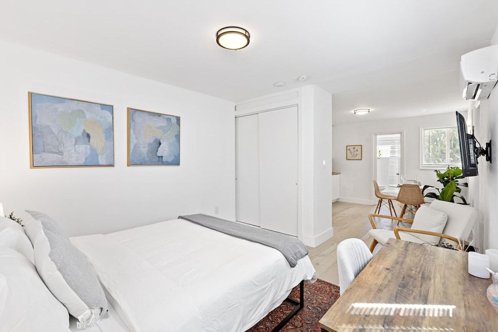 Lovely Studio With Great Location Free Parking Studio 5