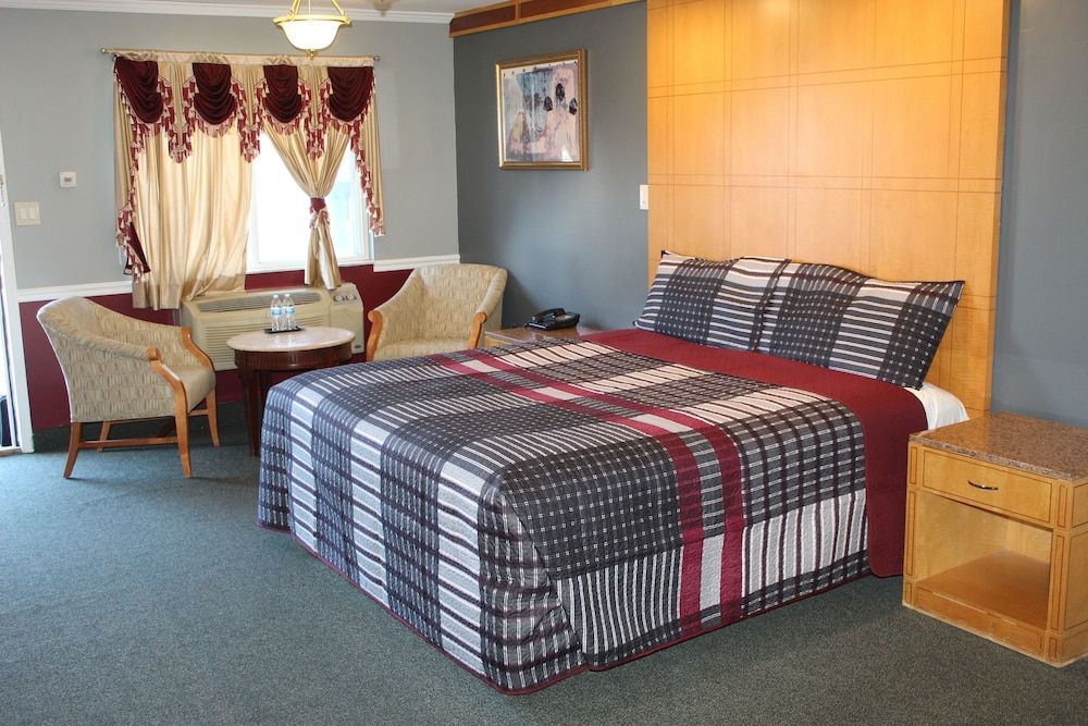 Superior Single Room, 1 King Bed, Non Smoking