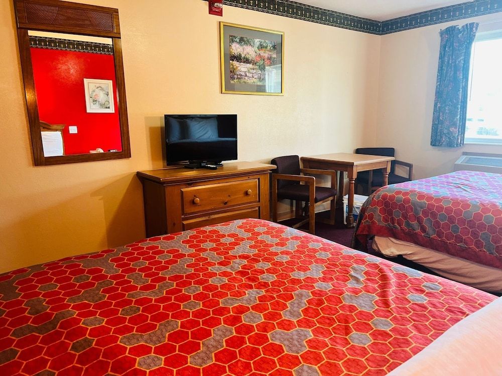 Room, 2 Queen Beds, Non Smoking
