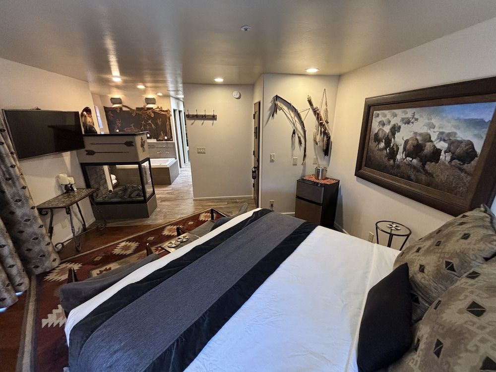 Deluxe Room, 1 King Bed (Navajo)