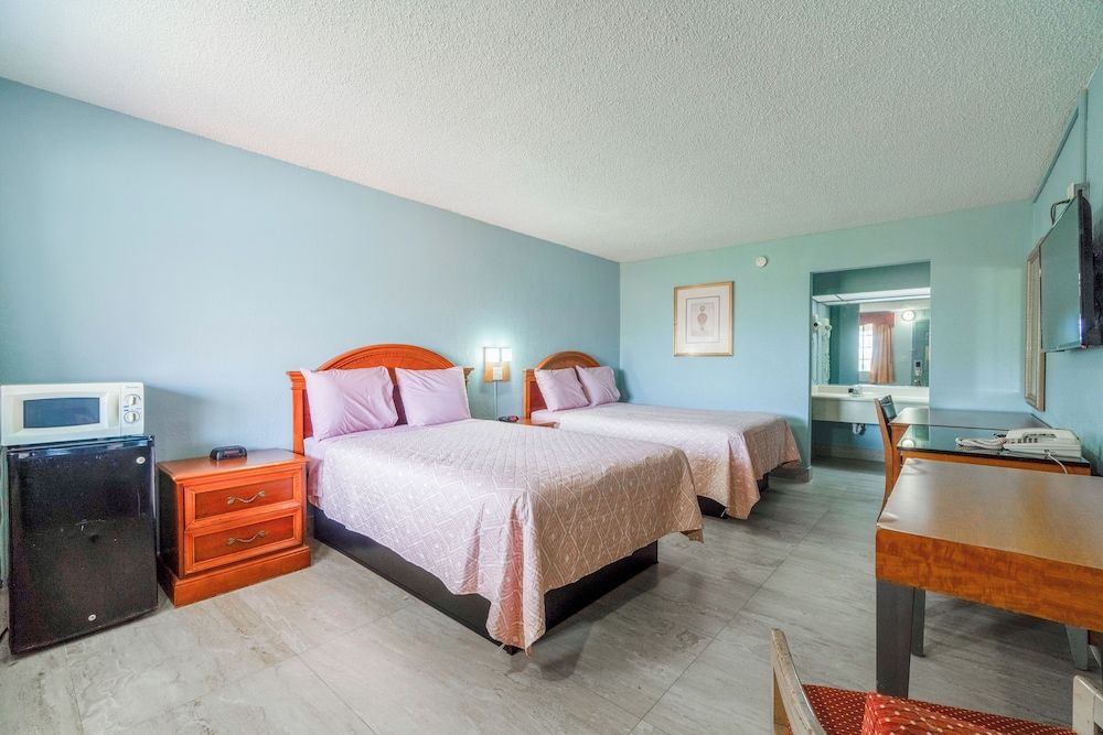 Lone Star Inn & Suites Room, 2 Double Beds, Non Smoking 8