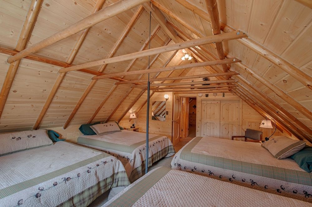 Signature Cabin, 3 Bedrooms, Non Smoking, Mountain View