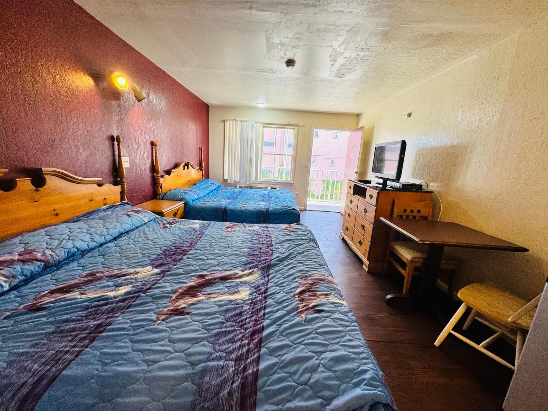 King Room with Pool View