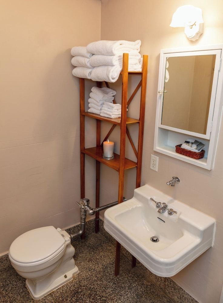 Latchis Hotel Standard Double Room, Accessible, Ensuite (Queen-Mountain View) 7