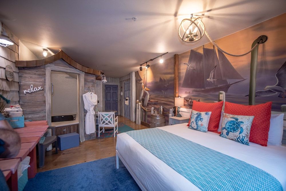 Room (Ocean Side)