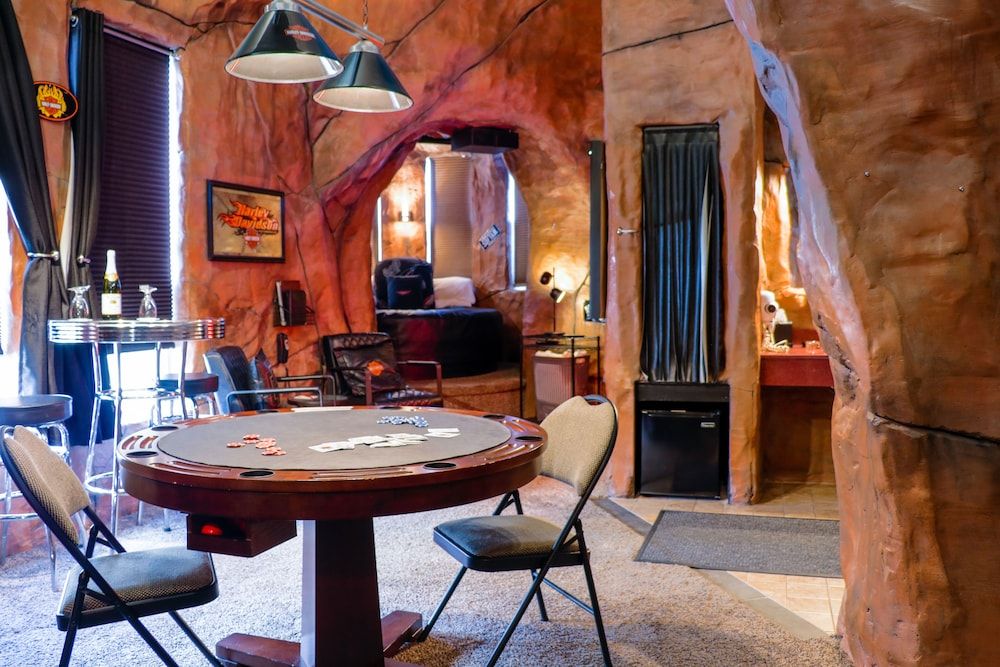 Room (Biker Road House)
