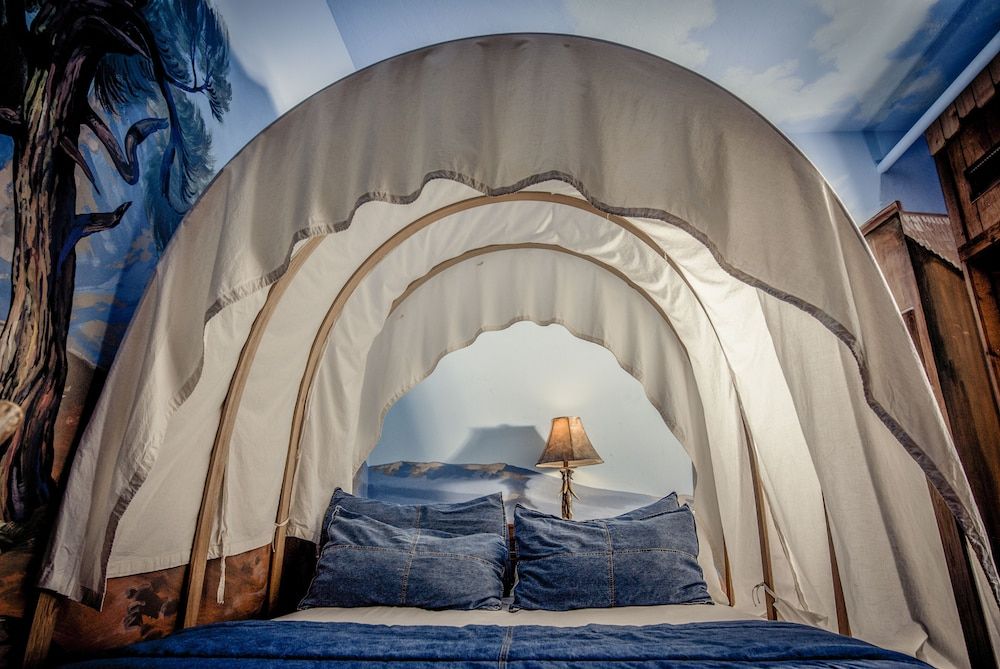 Room (Jackson Hole)