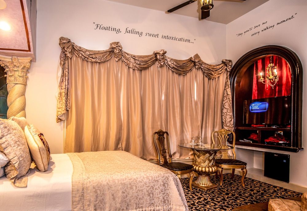 Room (Phantom of the Opera)