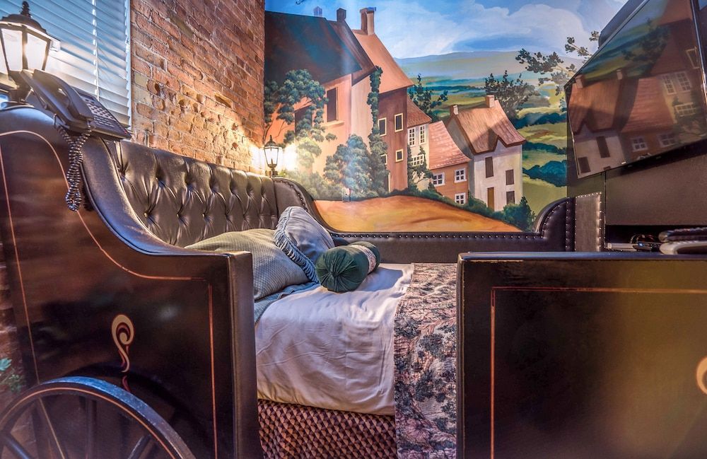Room (English Countryside)