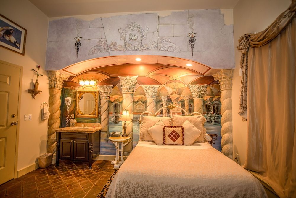 Room (Phantom of the Opera)