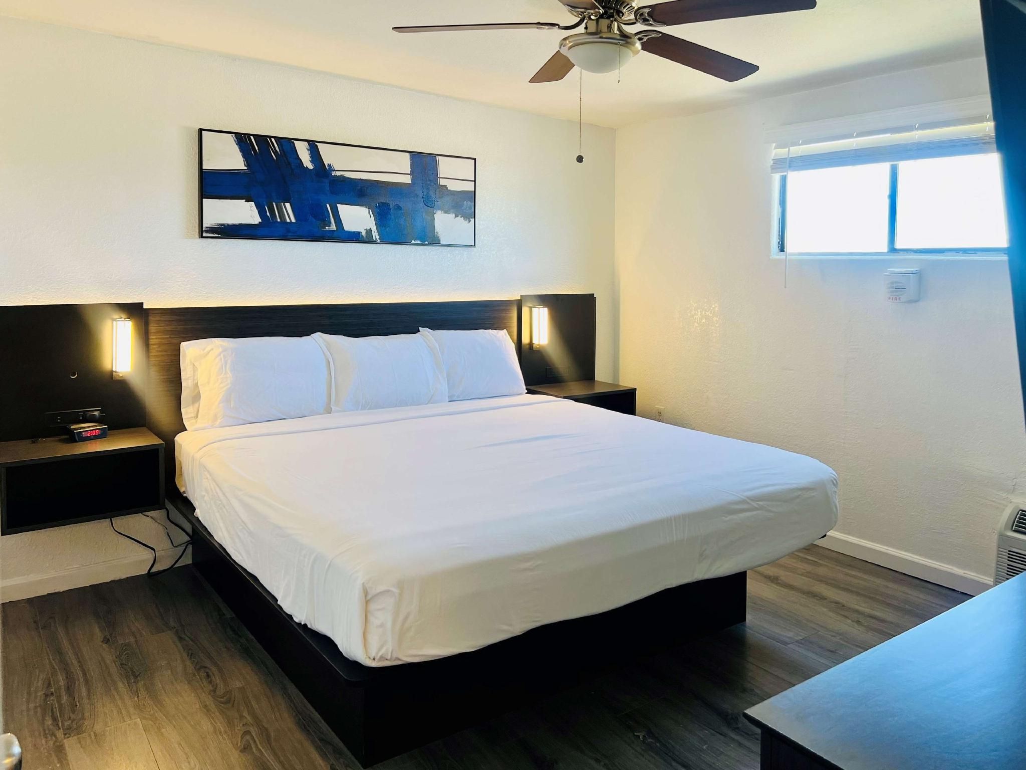 Studio 6 Sierra Vista, AZ – Fort Huachuca 1 King Bed  Non-Smoking, Kitchen