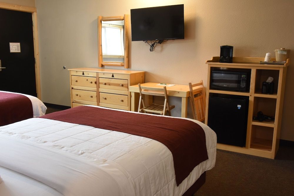 Traditional Suite, 1 Bedroom (Side Building)