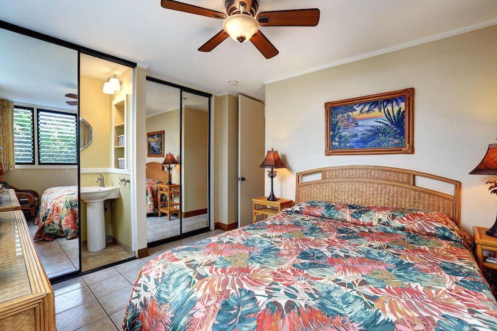 Condo, 2 Bedrooms