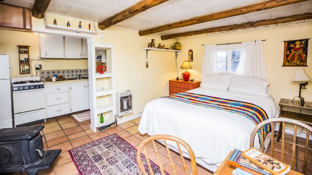Traditional Cabin, 1 Queen Bed (Dorothy Brett Cabin)