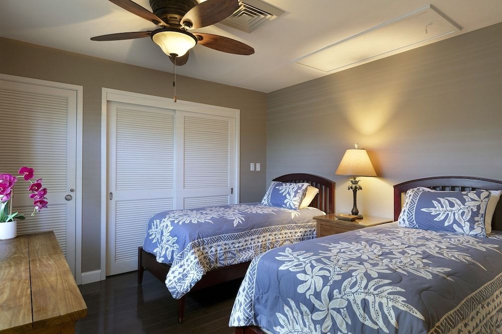 Condo, 2 Bedrooms