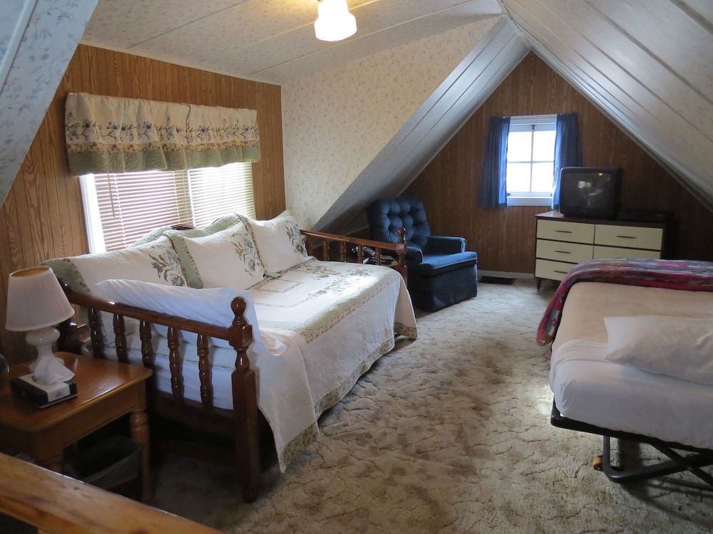 Cottage, Multiple Beds
