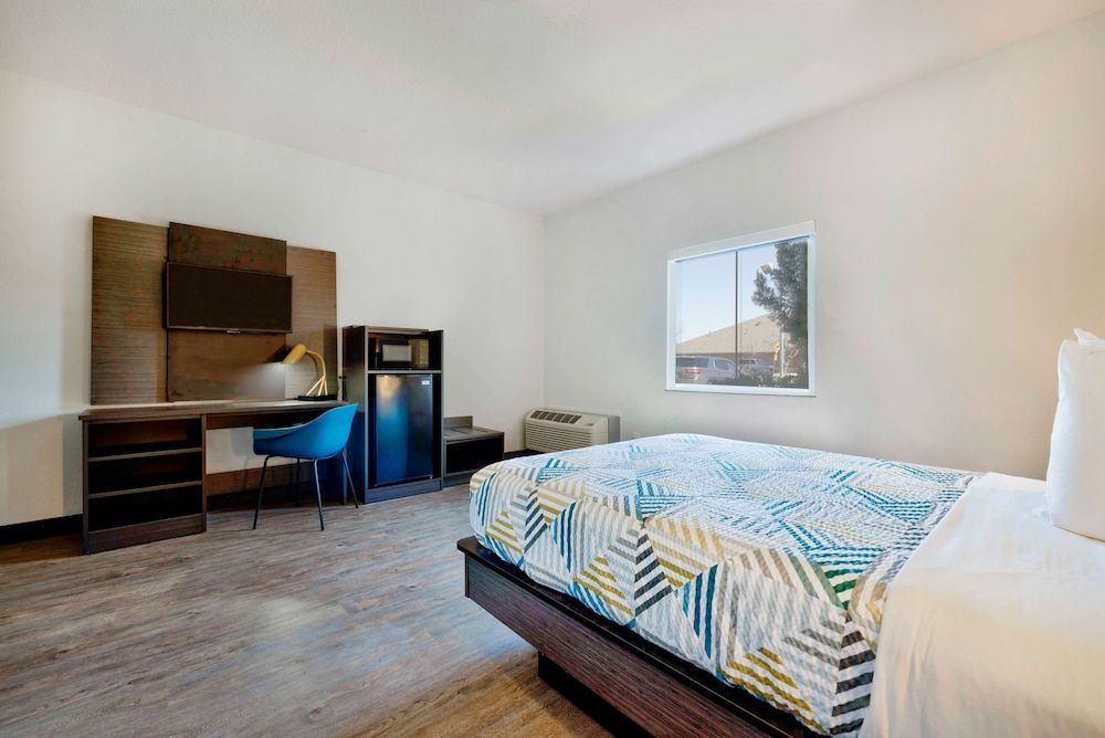 Deluxe Room, 1 Double Bed, Accessible, Non Smoking