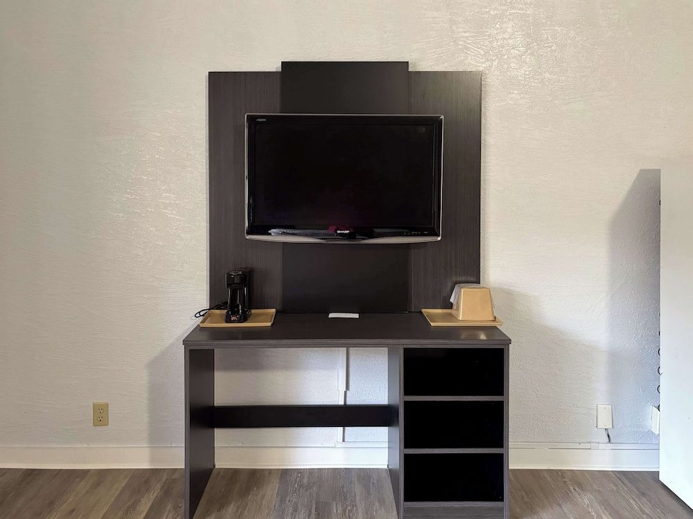 Standard Room, 2 Double Beds, Smoking, Kitchen