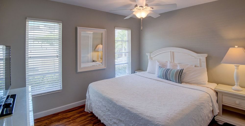 Matanzas Inn Bayside Resort and Marina Poolside Queen