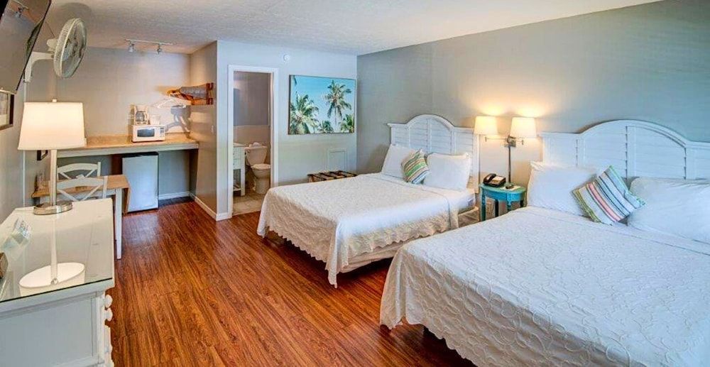 Matanzas Inn Bayside Resort and Marina Poolside Queen 2