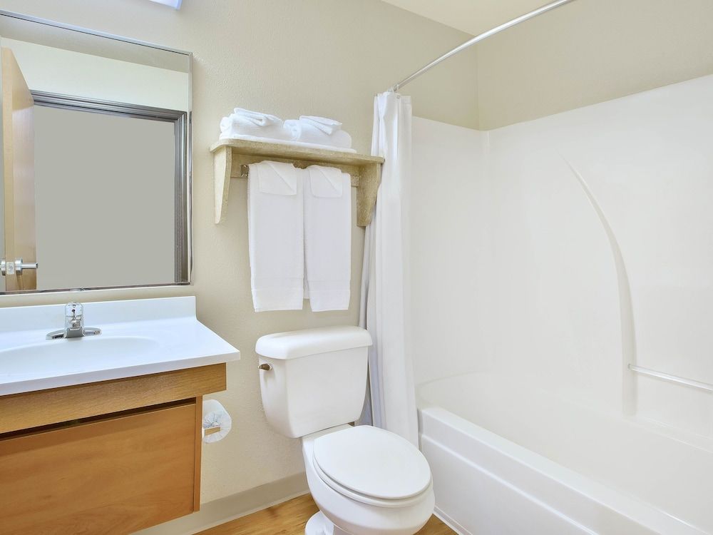 WoodSpring Suites Spartanburg - Duncan Standard Room, 2 Double Beds, Non Smoking 5