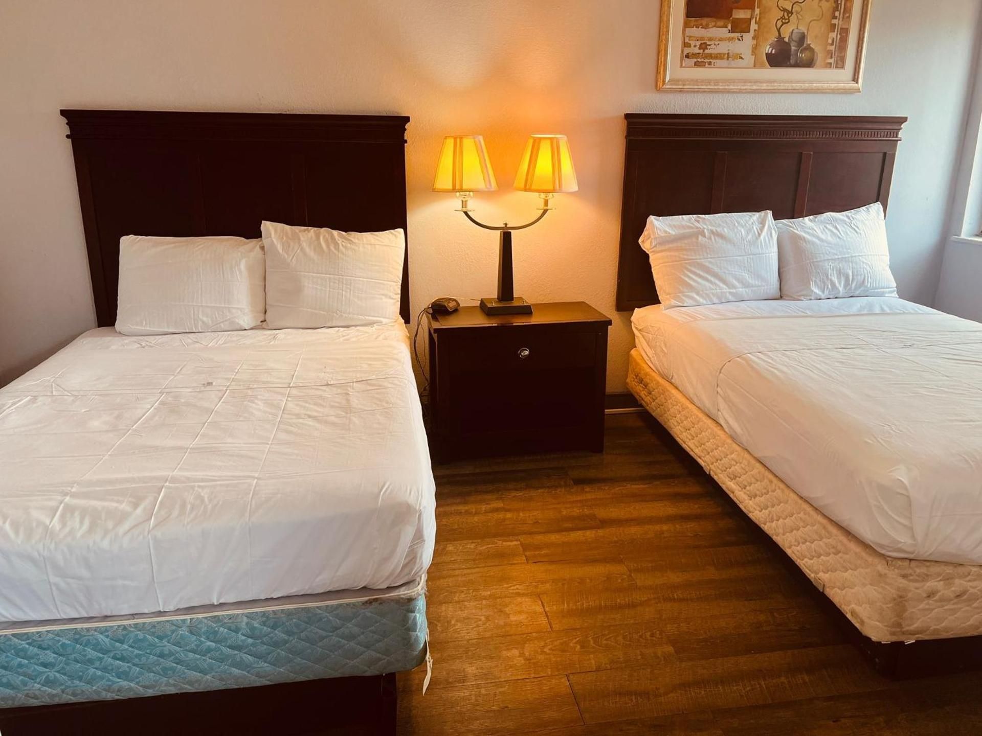 Deluxe Queen Room