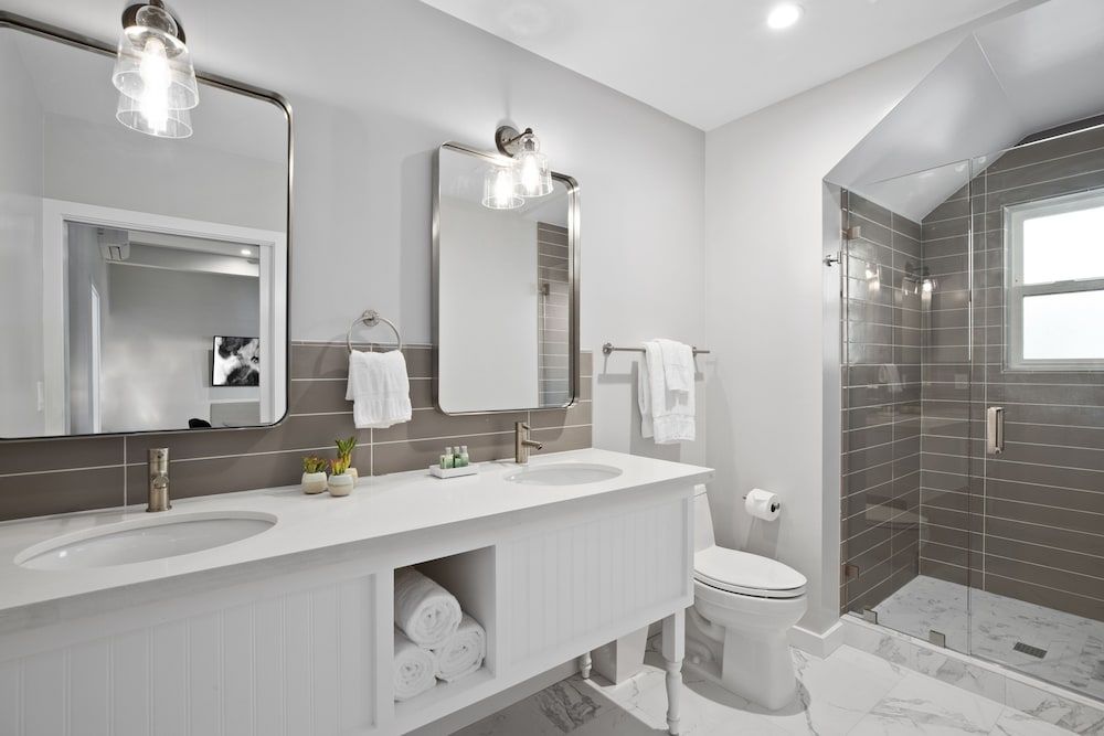 Sea Sprite Beach Club Suite, Multiple Beds 2