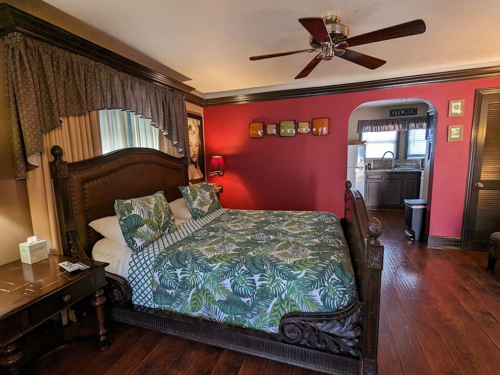 Los Gatos Garden Inn Hotel