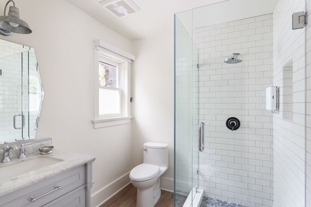 Hideaway Santa Barbara, A Kirkwood Collection Property Standard Room, 1 Queen Bed (Downstairs) 4