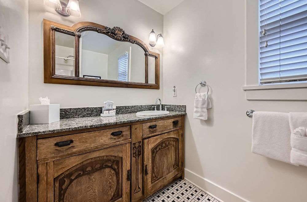 Colorado Chautauqua 2 Bedroom Cottage w/view 3