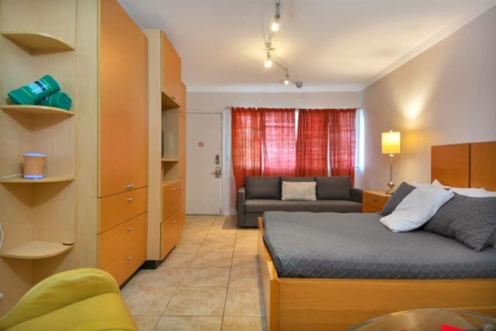 Apartment (0 Bedroom)