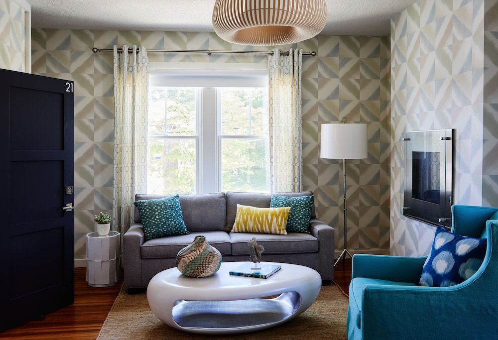 The Attwater King Suite 7