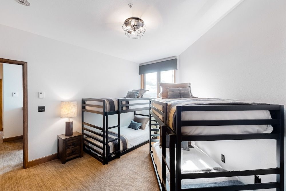 Condo, 4 Bedrooms (Family)