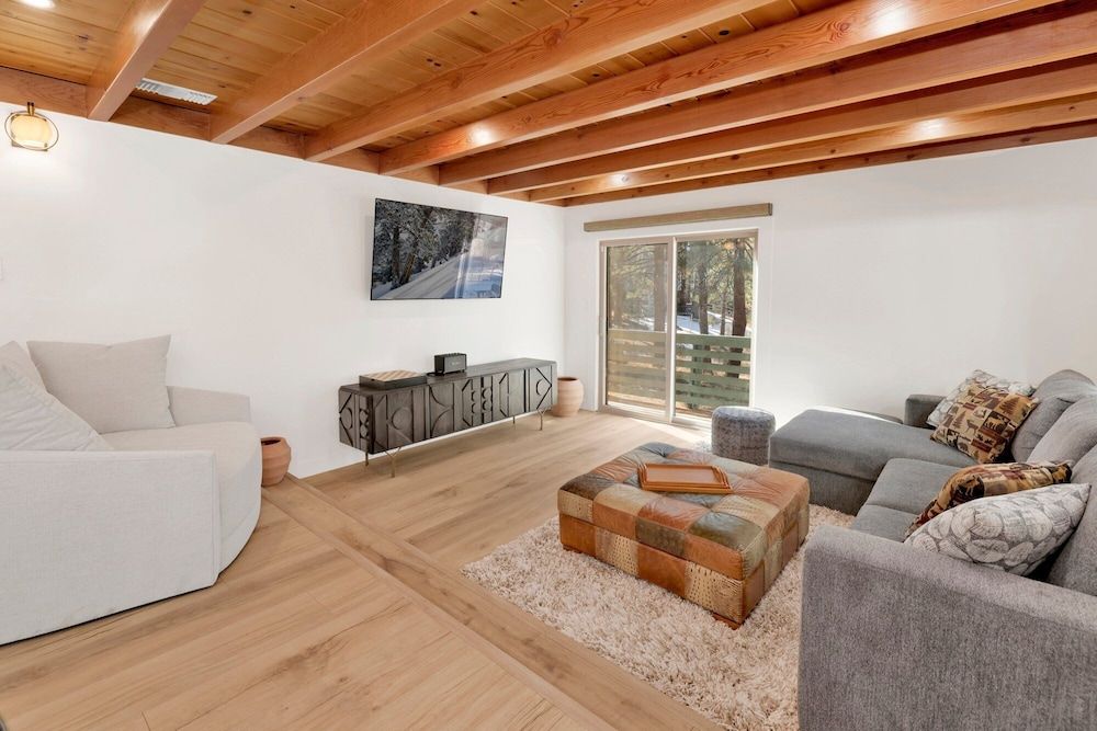 Vista Pines #234 House, Multiple Beds, Balcony, Mountain View (234) 9