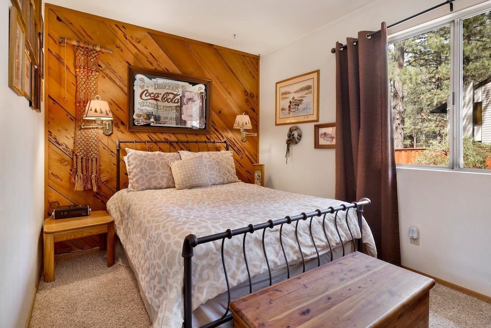 Popko's Place #1426 House, Multiple Beds, Patio, Mountain View (1426) 3