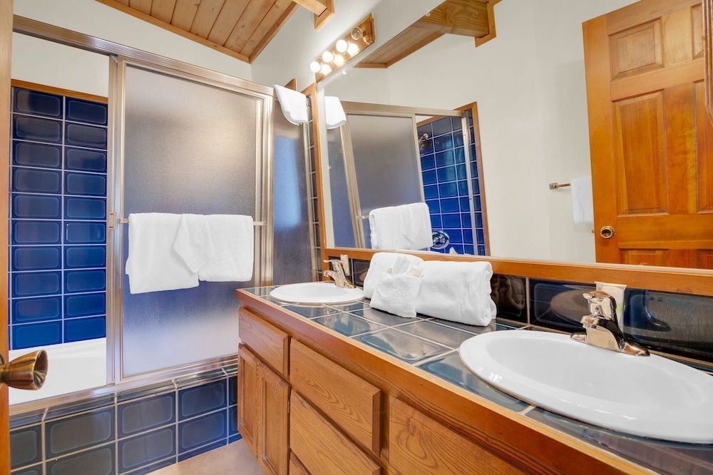 Switzerland SKI Chalet #845 House, Multiple Beds, Patio, Mountain View (845) 18