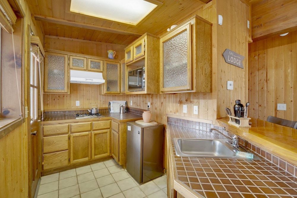 Switzerland SKI Chalet #845 House, Multiple Beds, Patio, Mountain View (845) 17