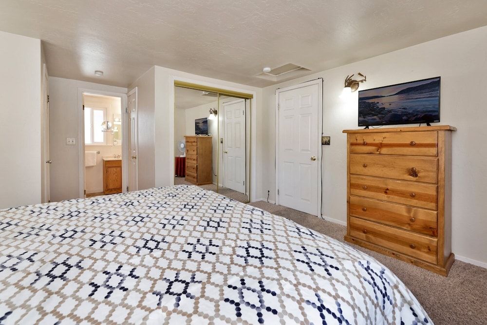 Snuggle Down Cottage #1544