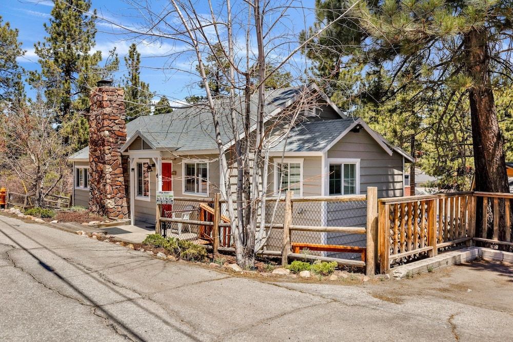 Snuggle Down Cottage #1544
